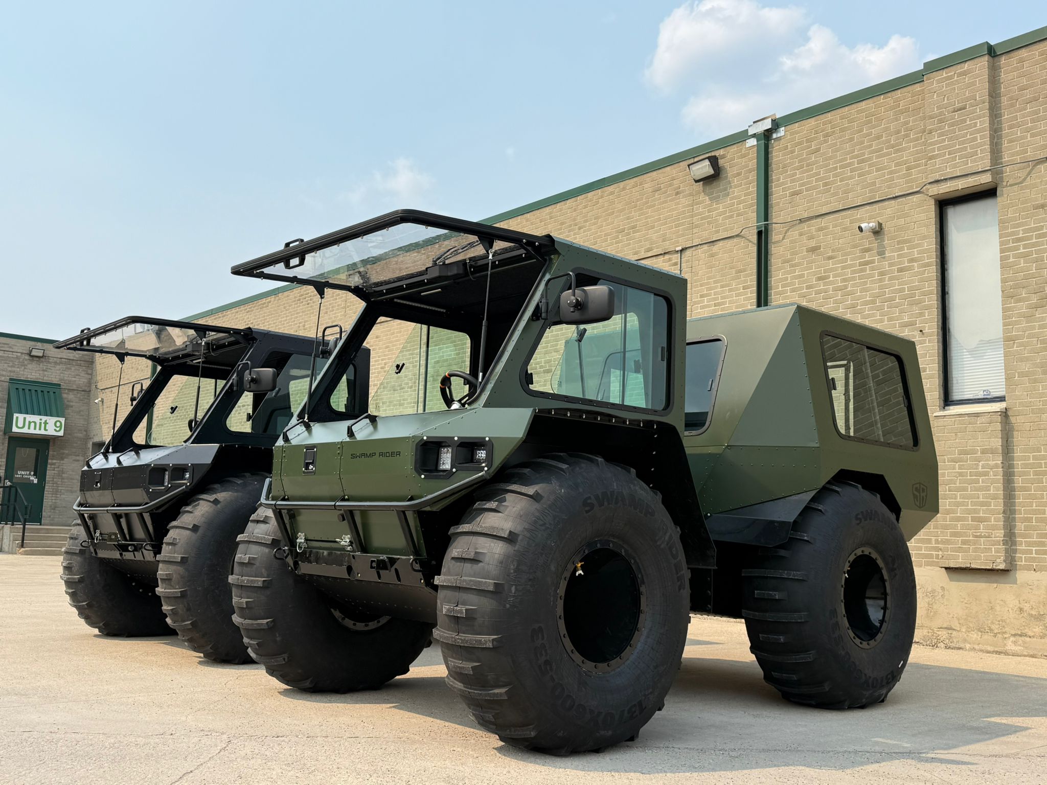 Swamp Rider SR-V MAX, dual-cab articulated configuration